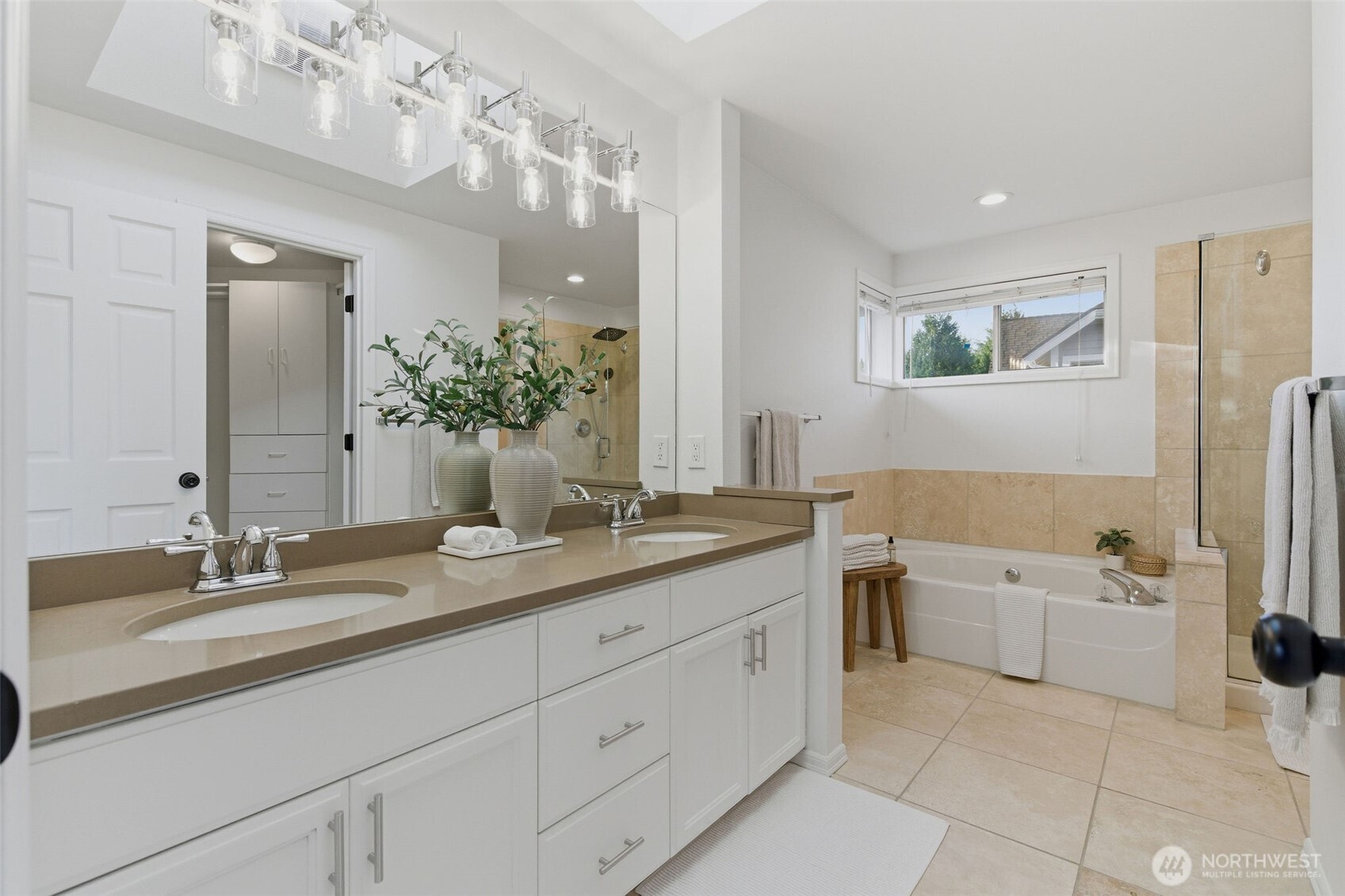 3435 214th Place SE, Sammamish, WA 98075
