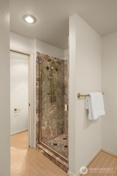 18316 NE 133rd Street , Redmond, WA 98052 - Photo 15