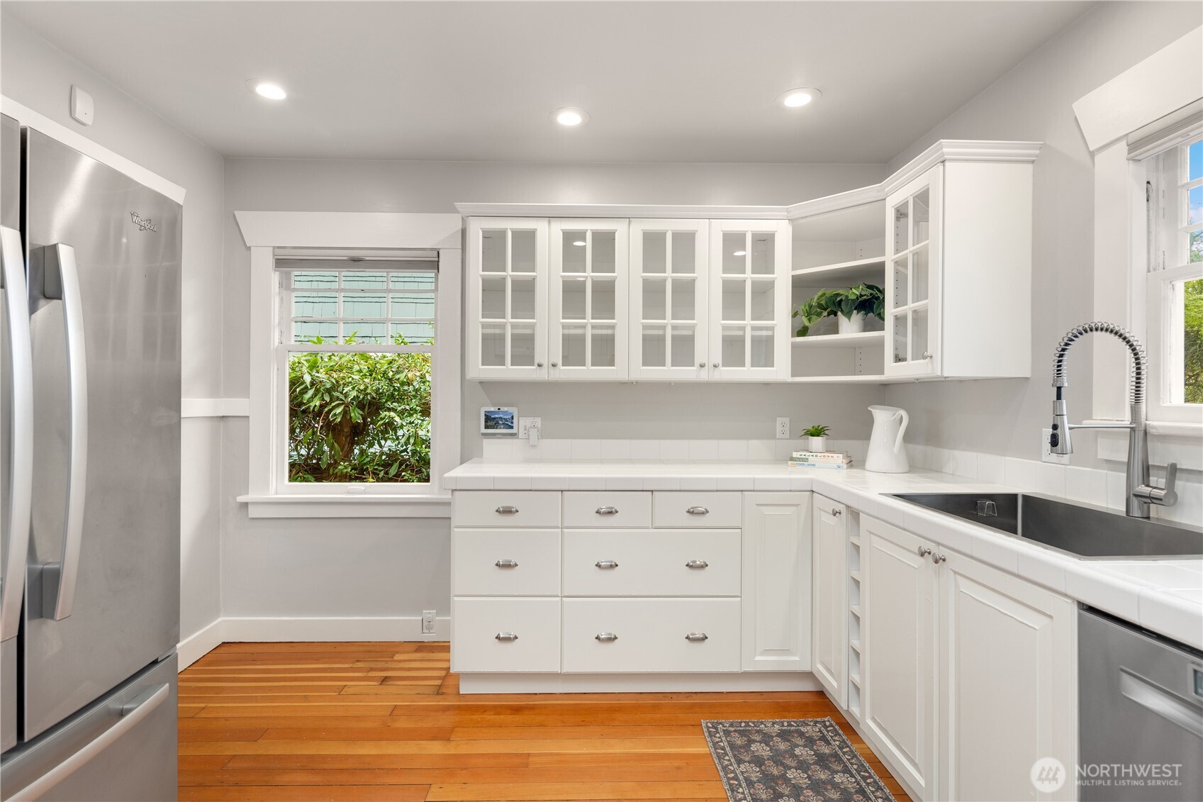 4747 Latona Avenue NE, Seattle, WA 98105