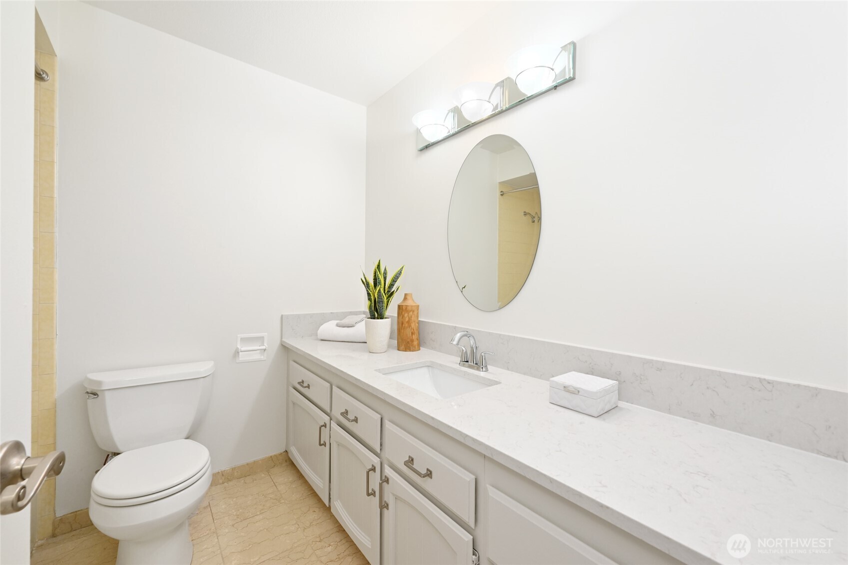 3505 W Government Way #205, Seattle, WA 98199