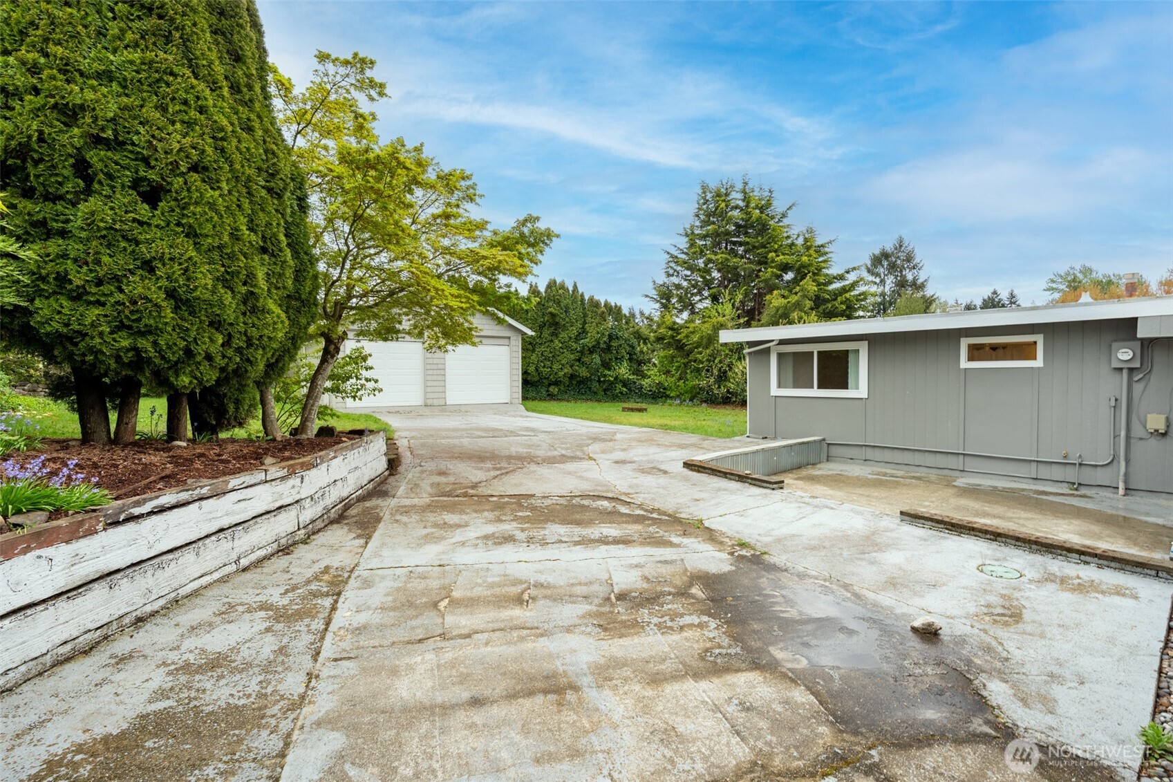 616 S 318th Place , Federal Way, WA 98003