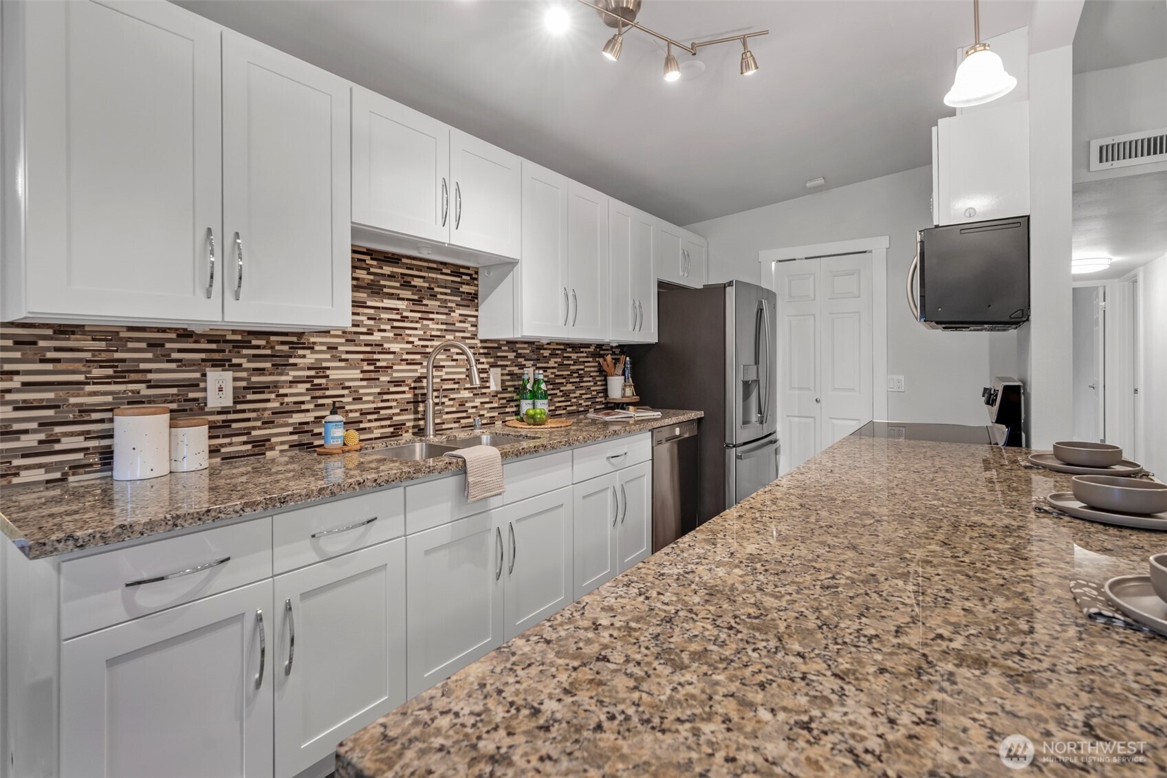 616 S 318th Place , Federal Way, WA 98003