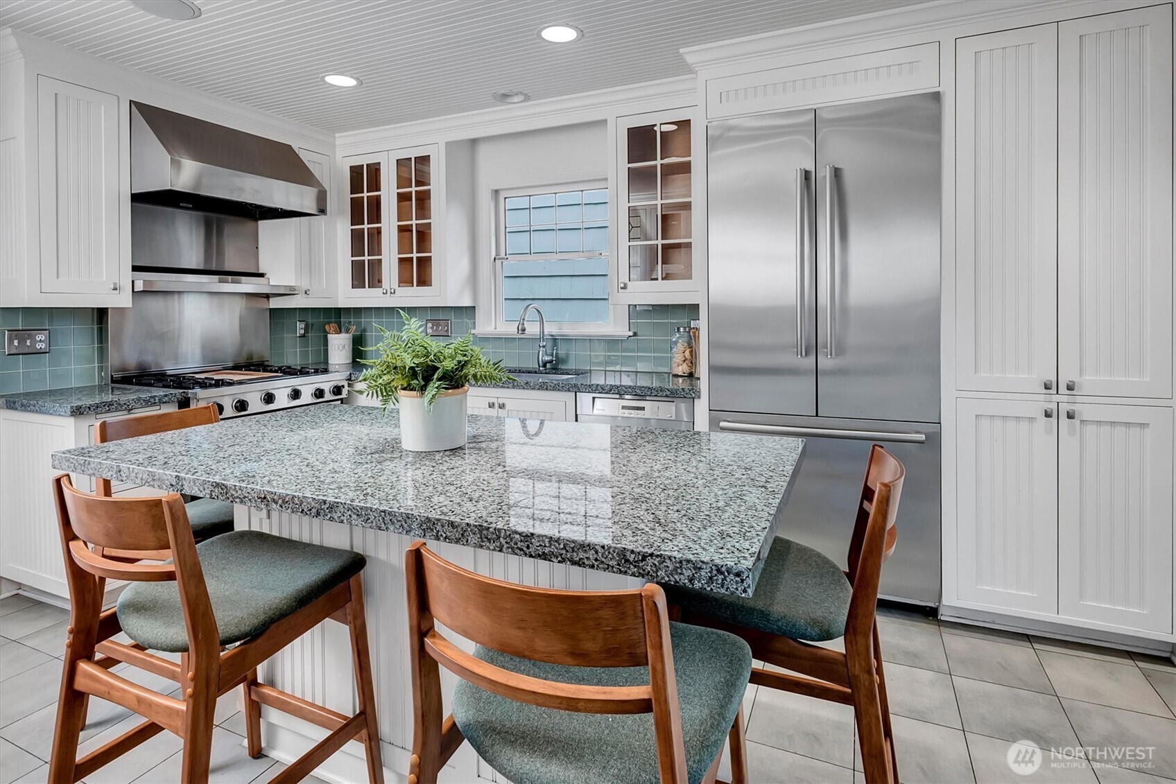 371 Prospect Street , Seattle, WA 98109-3751