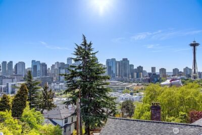 371 Prospect Street , Seattle, WA 98109-3751 - Photo 2
