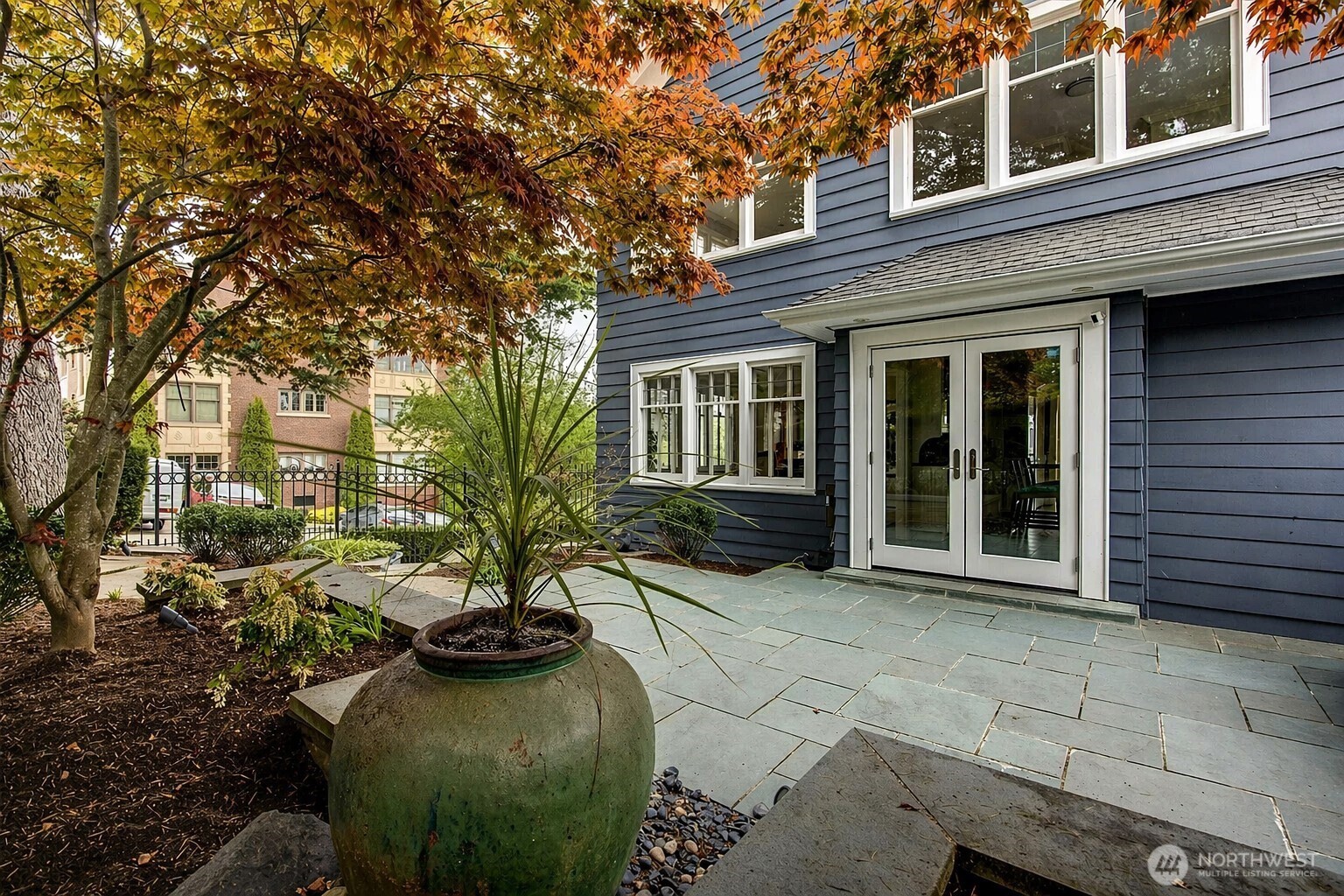 371 Prospect Street , Seattle, WA 98109-3751