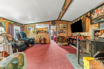 27716 E Entwhistle Rd E E, Buckley, WA 98321 - Photo 9
