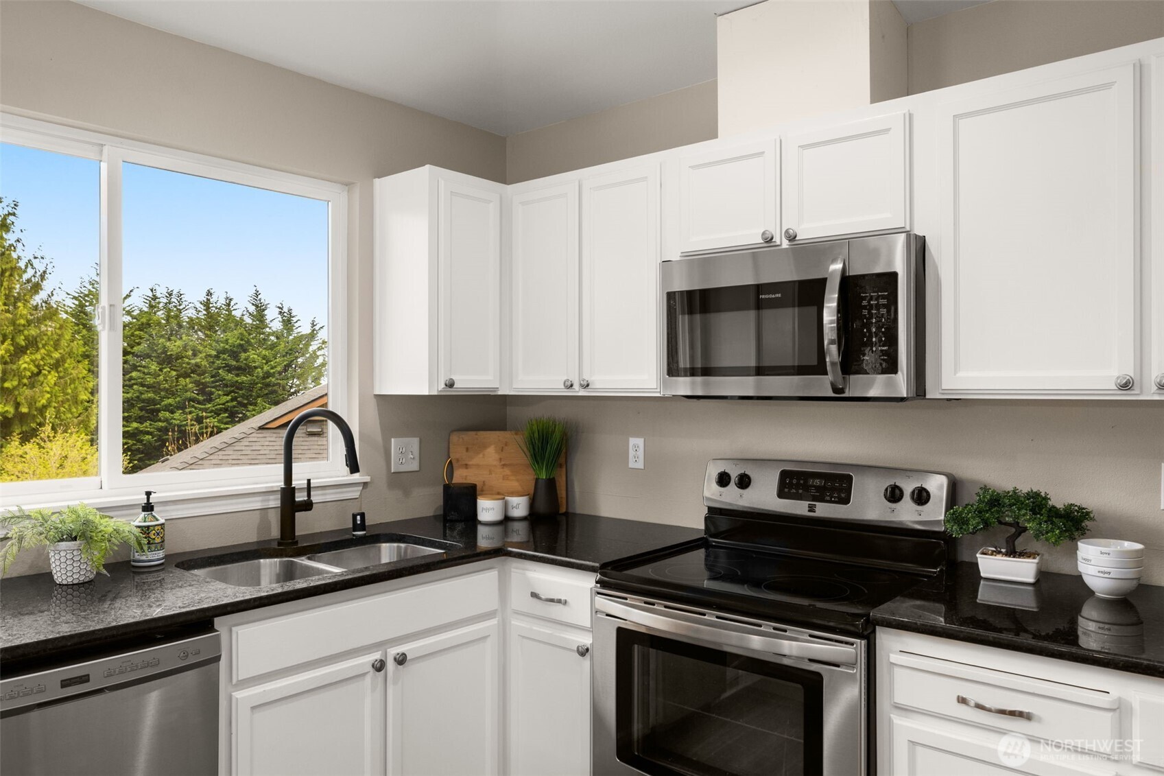 27527 NE 141st Place , Duvall, WA 98019