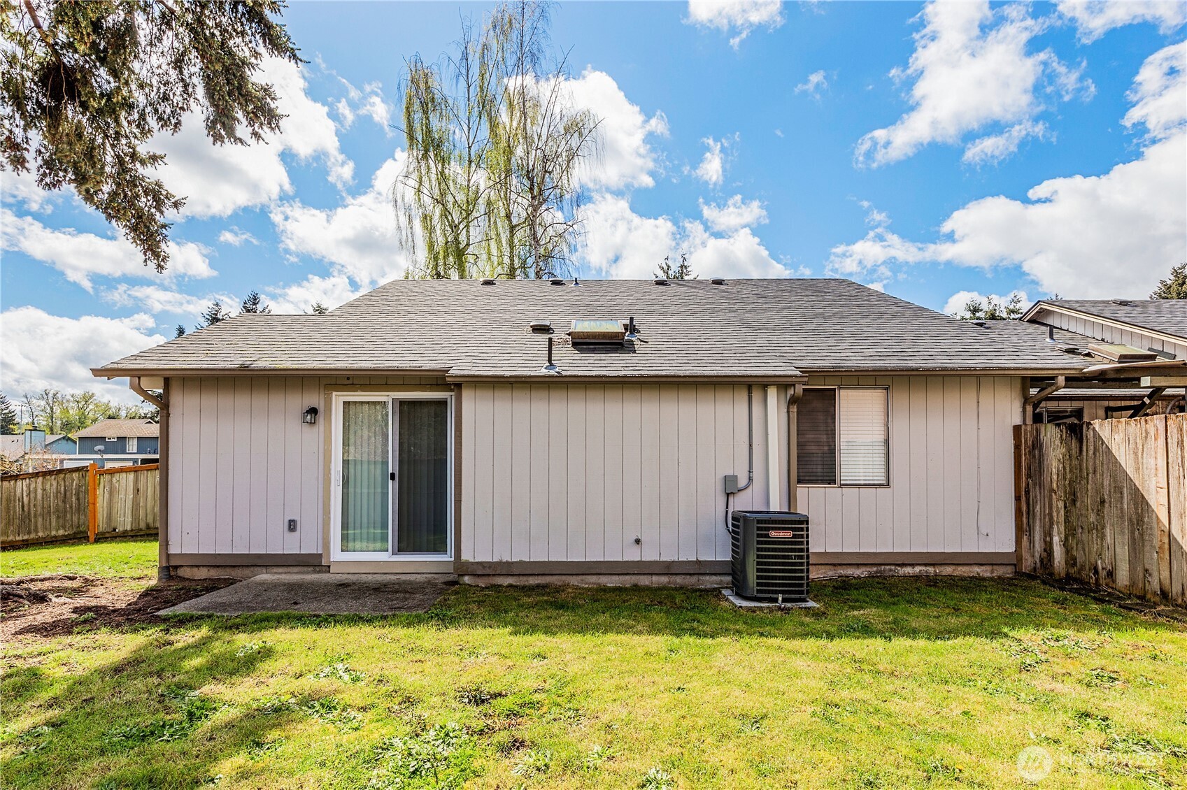 1021 30th Street NE, Auburn, WA 98002