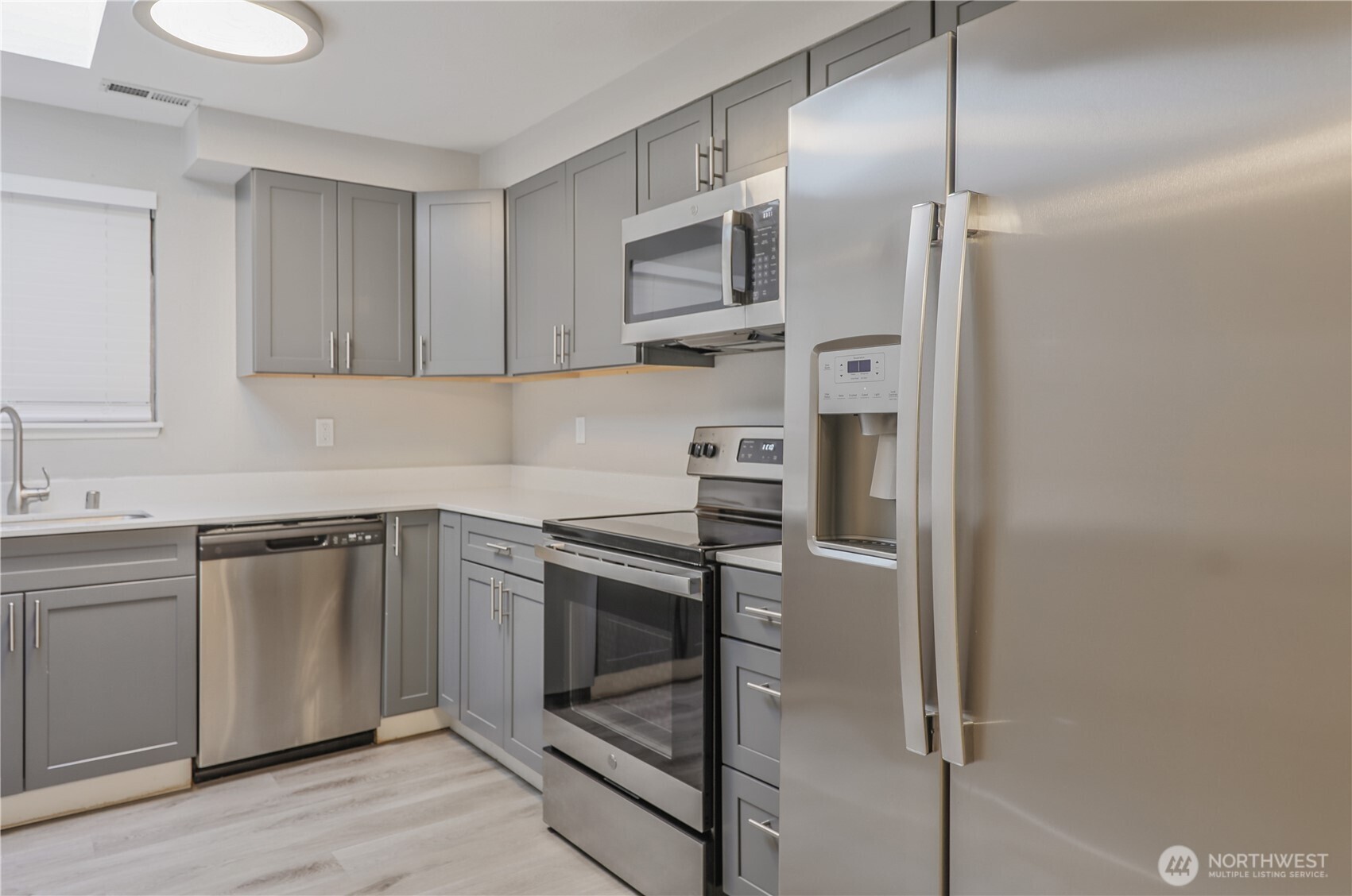 1021 30th Street NE, Auburn, WA 98002