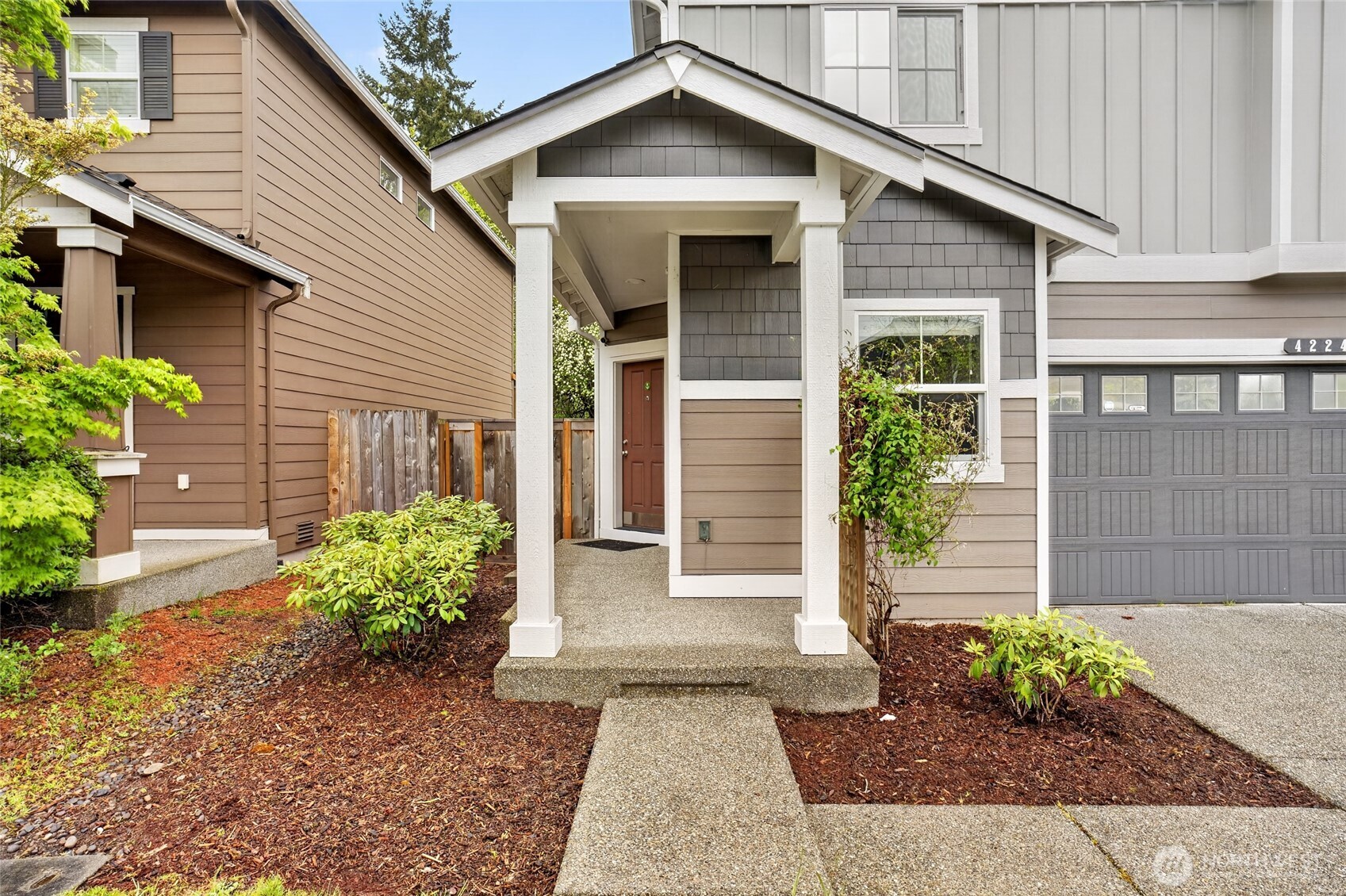 4224 E T Street , Tacoma, WA 98404