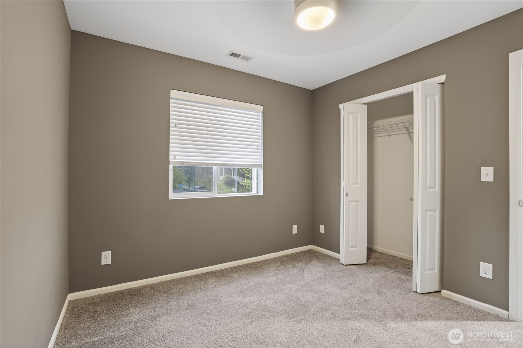 4224 E T Street , Tacoma, WA 98404