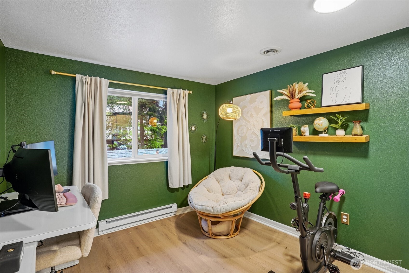 4617 Grandview Drive W #B, Tacoma, WA 98466