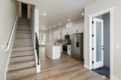 12810 66th Avenue S, Seattle, WA 98178 - Photo 13