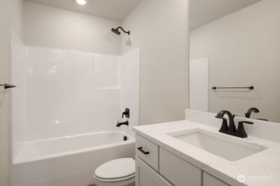12810 66th Avenue S, Seattle, WA 98178 - Photo 14