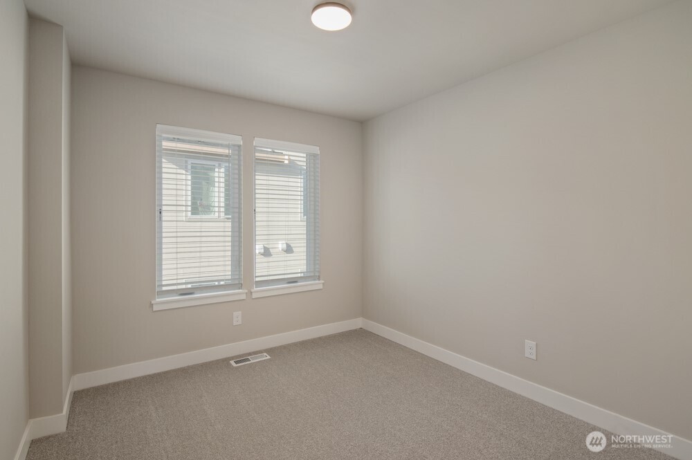 12810 66th Avenue S, Seattle, WA 98178