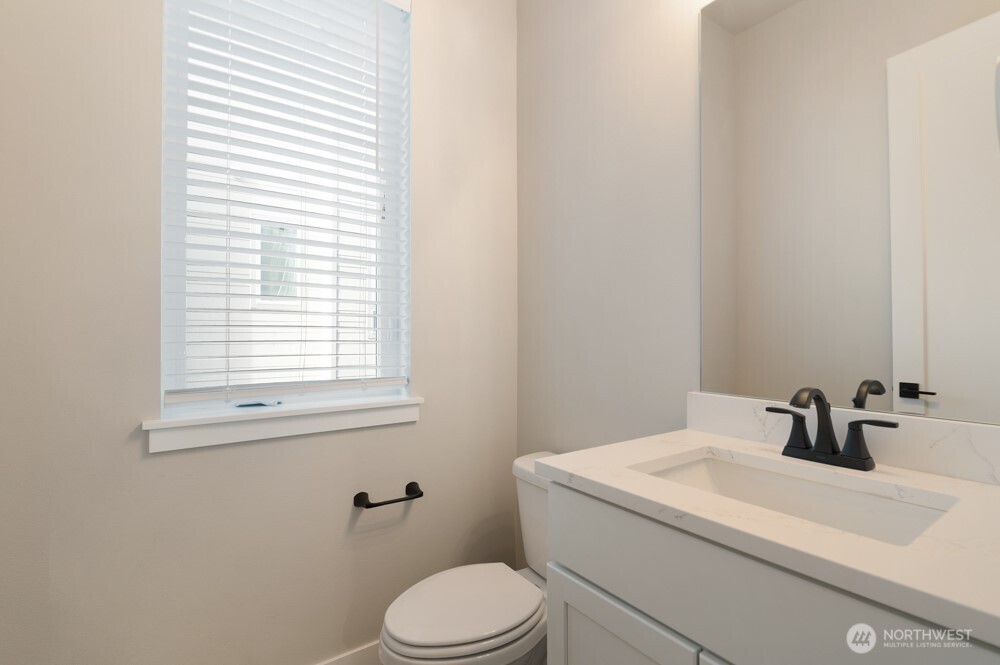 12810 66th Avenue S, Seattle, WA 98178