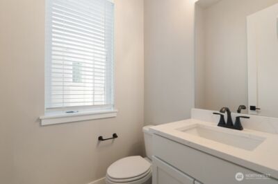 12810 66th Avenue S, Seattle, WA 98178 - Photo 4