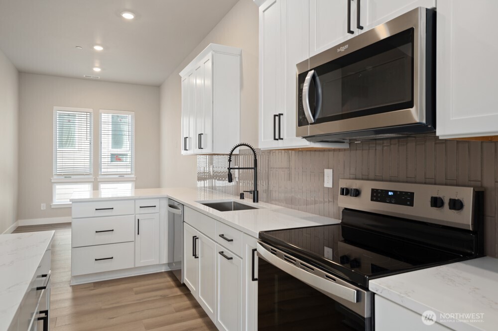 12810 66th Avenue S, Seattle, WA 98178