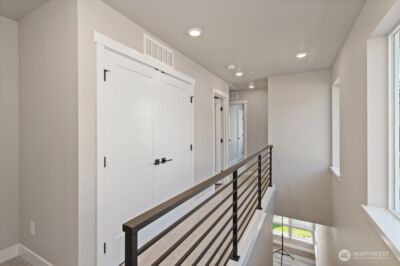 12814 66th Avenue S, Seattle, WA 98178 - Photo 16