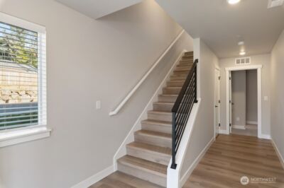 12814 66th Avenue S, Seattle, WA 98178 - Photo 2
