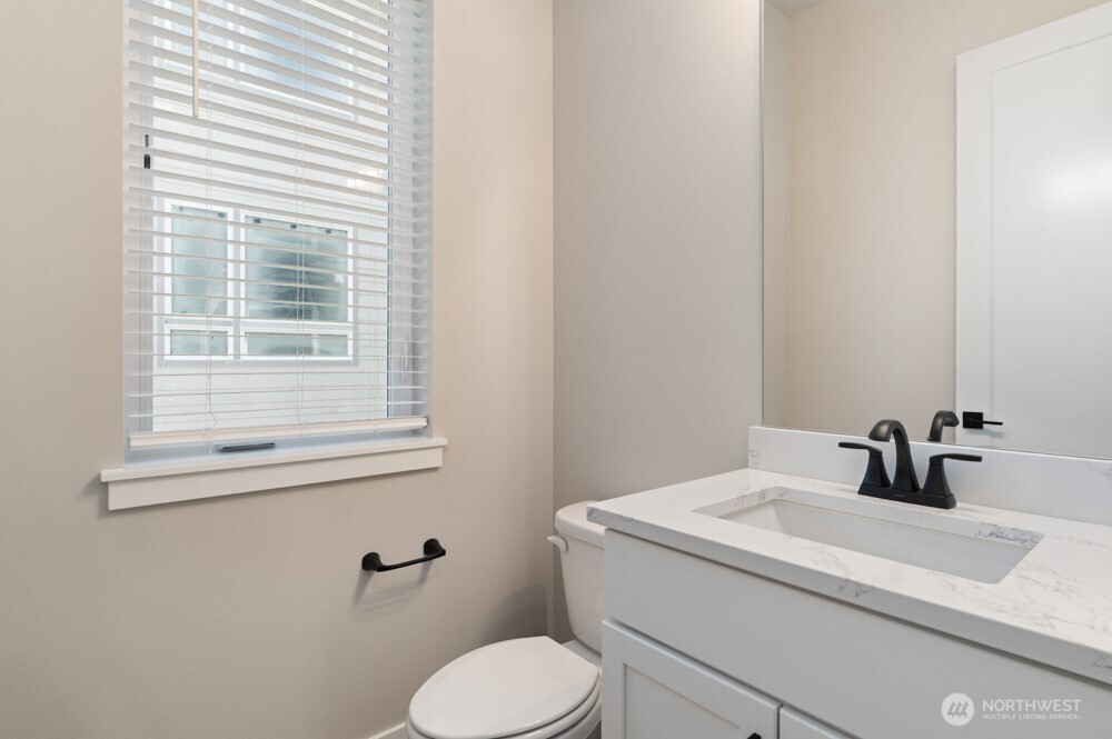 12814 66th Avenue S, Seattle, WA 98178