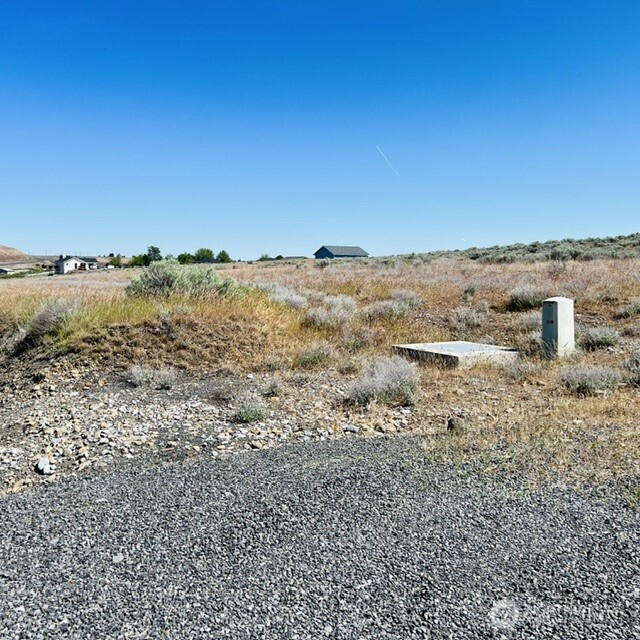 5355 NE McConihe Rd , Moses Lake, WA 98837