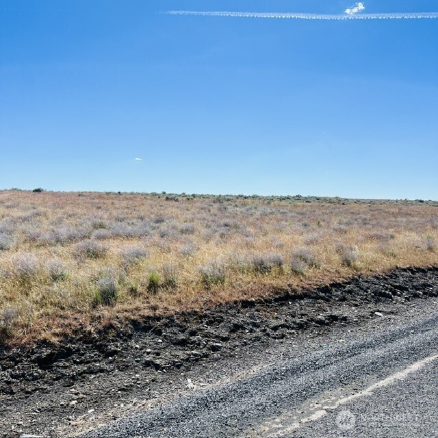 5355 NE McConihe Rd , Moses Lake, WA 98837