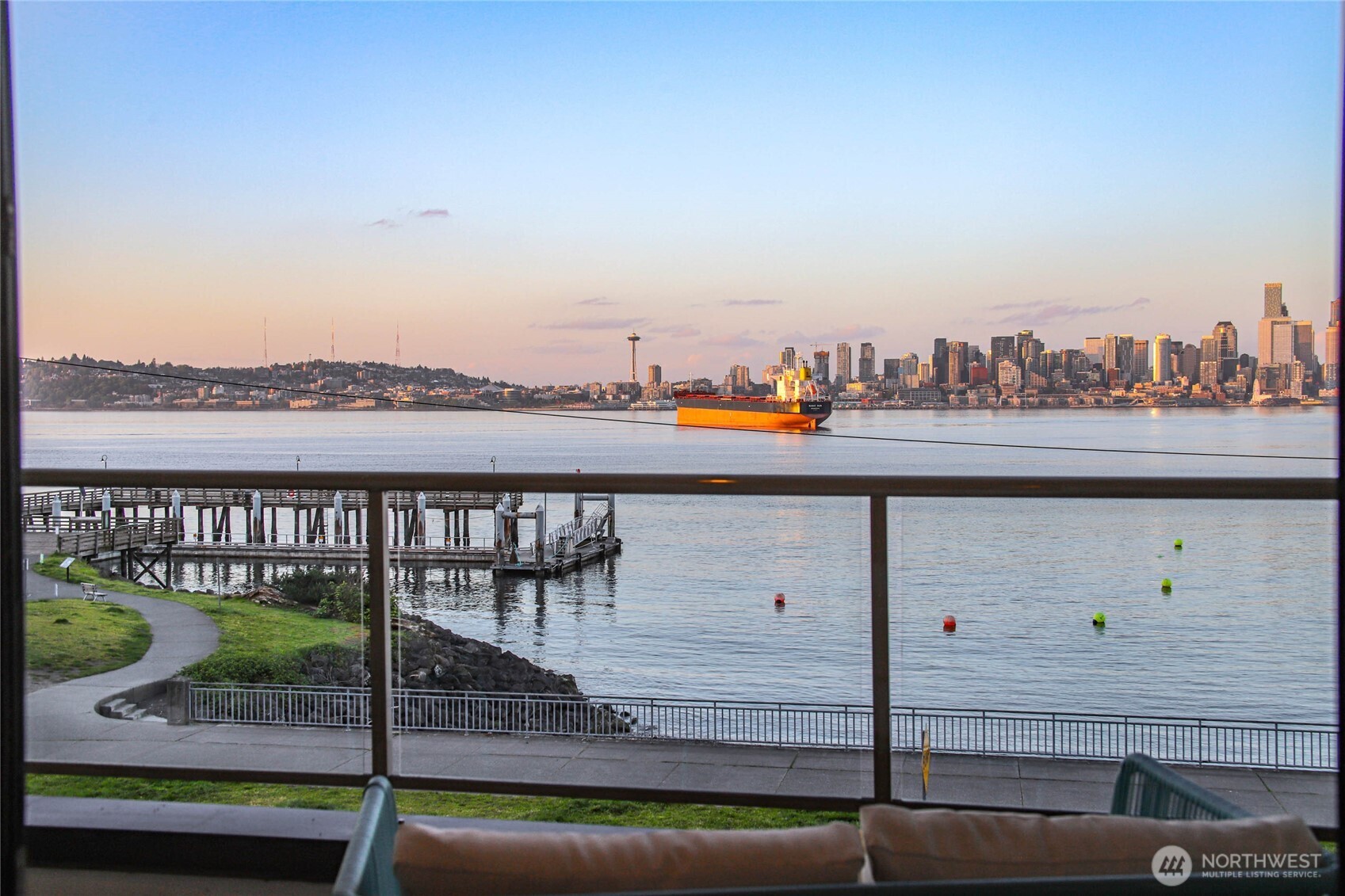 1661 Harbor Avenue SW #301, Seattle, WA 98126