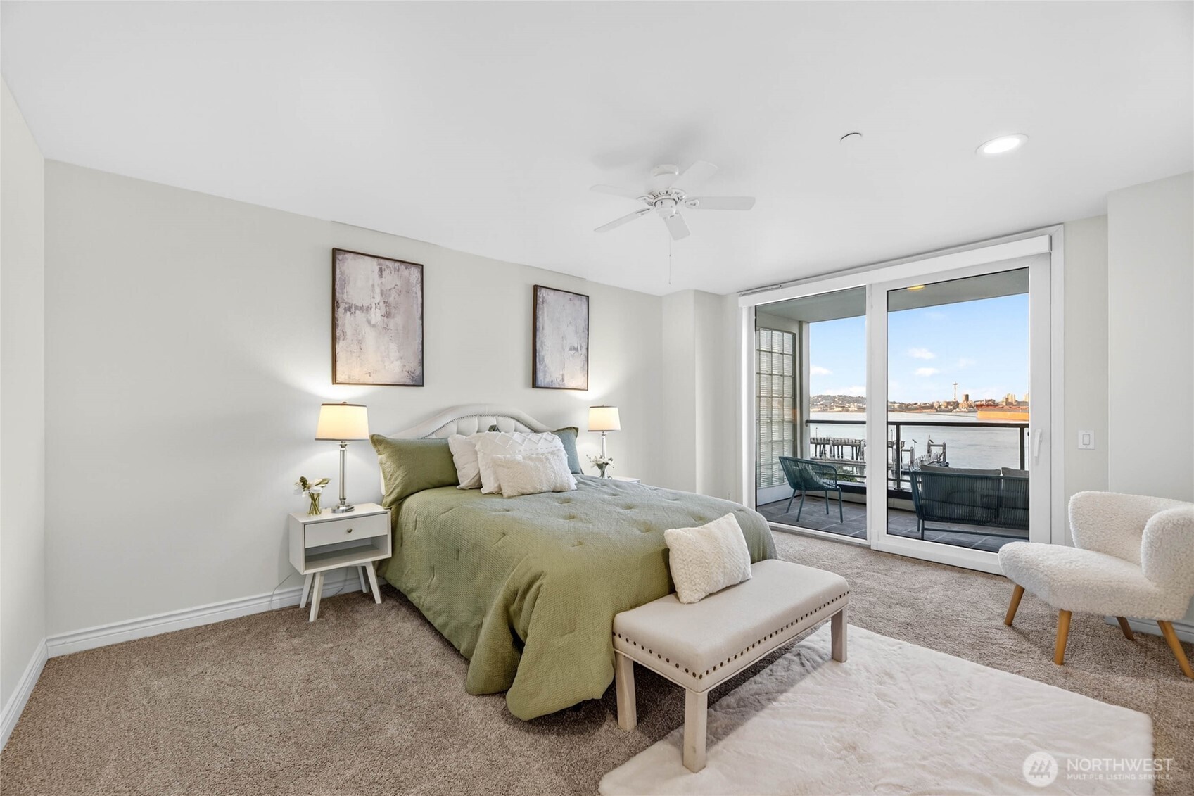 1661 Harbor Avenue SW #301, Seattle, WA 98126