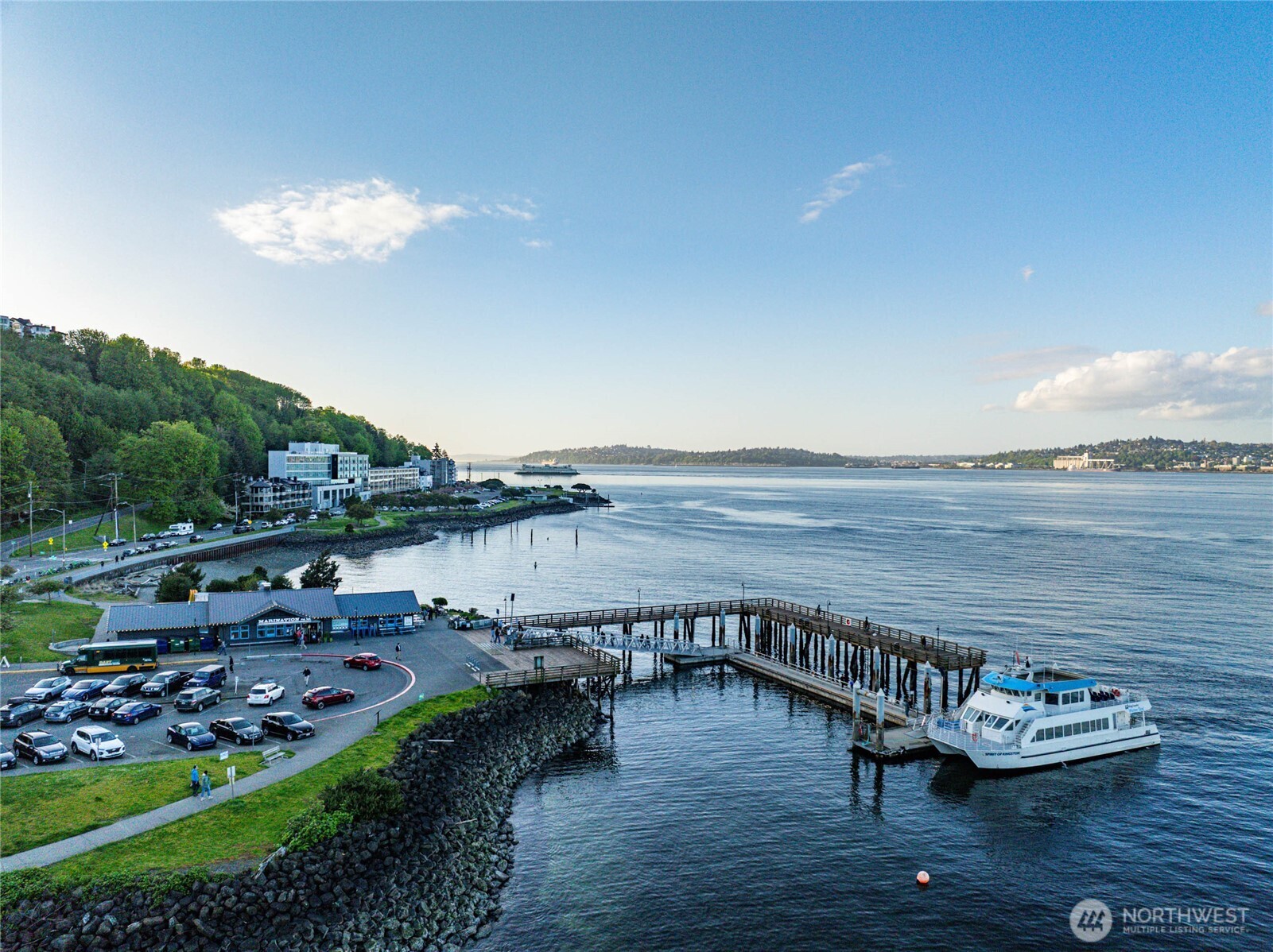 1661 Harbor Avenue SW #301, Seattle, WA 98126