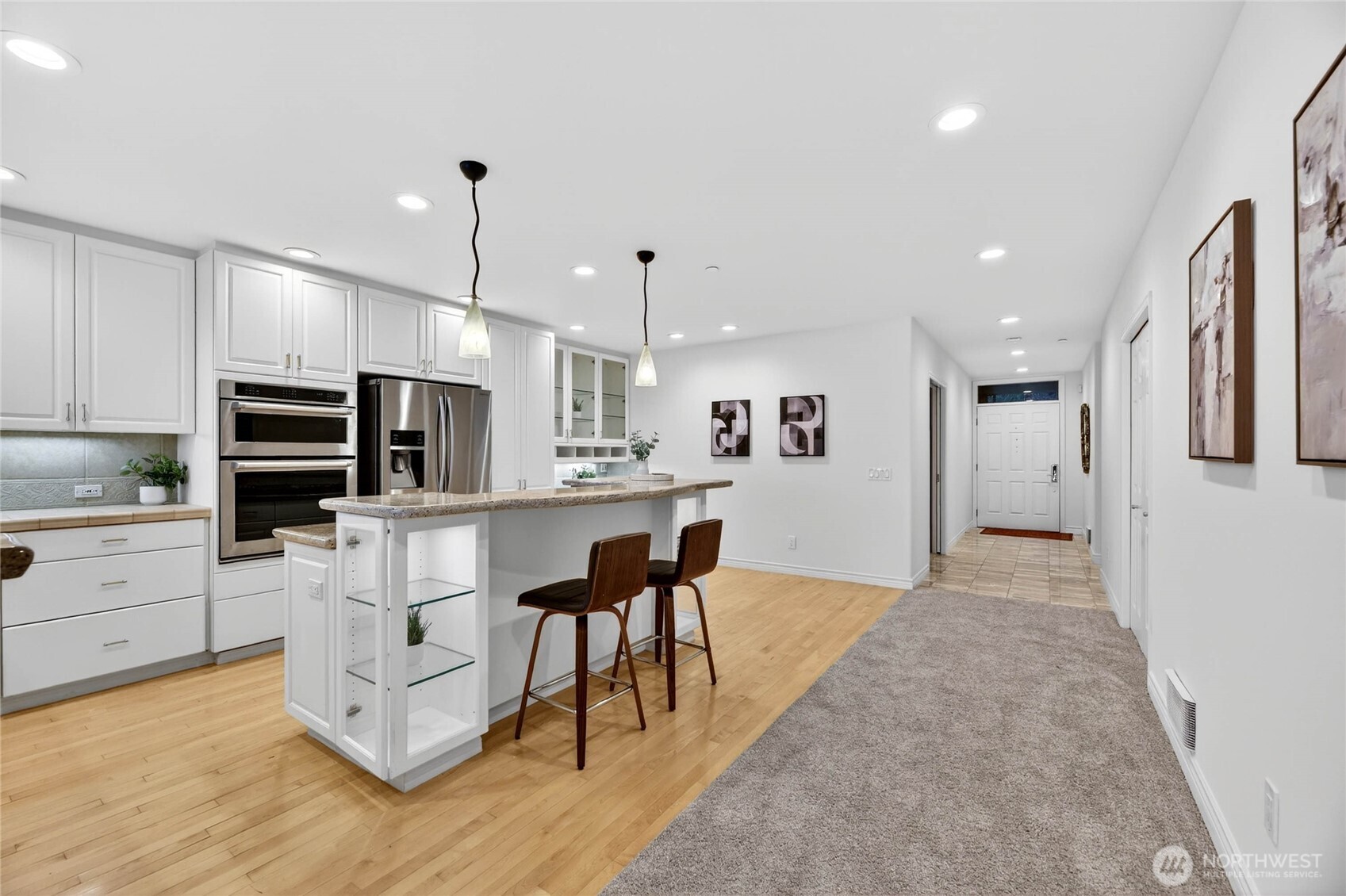 1661 Harbor Avenue SW #301, Seattle, WA 98126