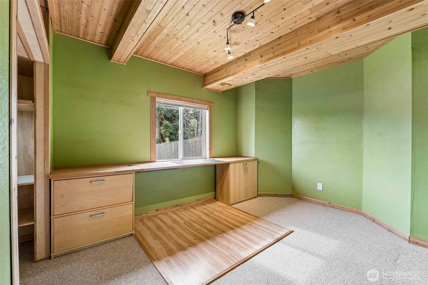 1929 19th Avenue Ct SE, Puyallup, WA 98372-7122