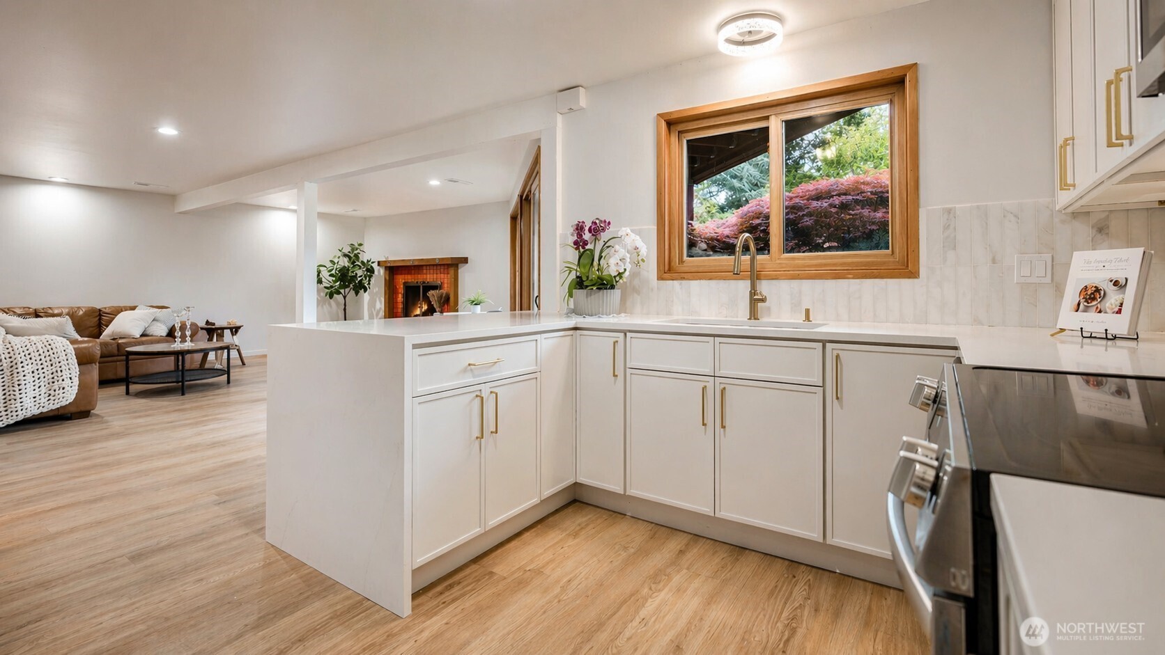 2419 Federal Avenue E, Seattle, WA 98102