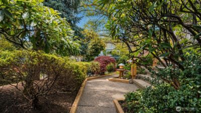 2419 Federal Avenue E, Seattle, WA 98102 - Photo 23