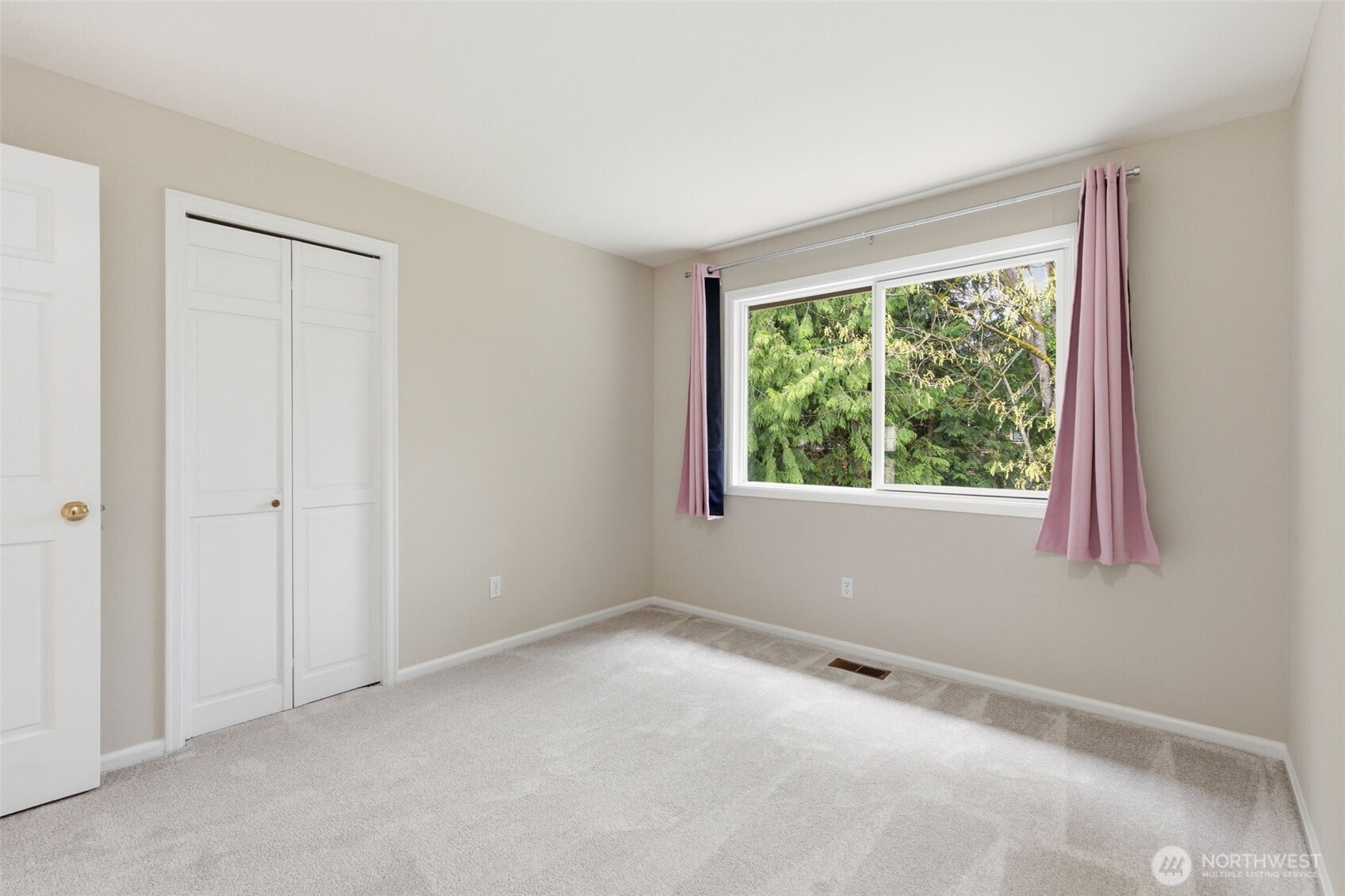 22226 NE 19th Street , Sammamish, WA 98074