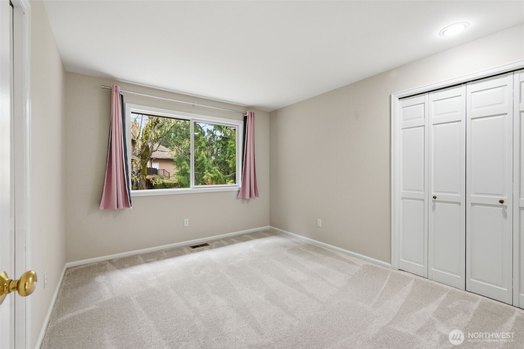 22226 NE 19th Street , Sammamish, WA 98074
