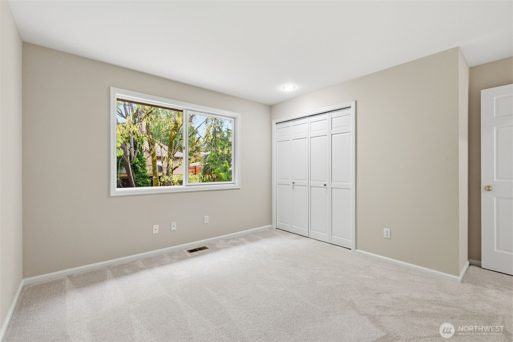 22226 NE 19th Street , Sammamish, WA 98074