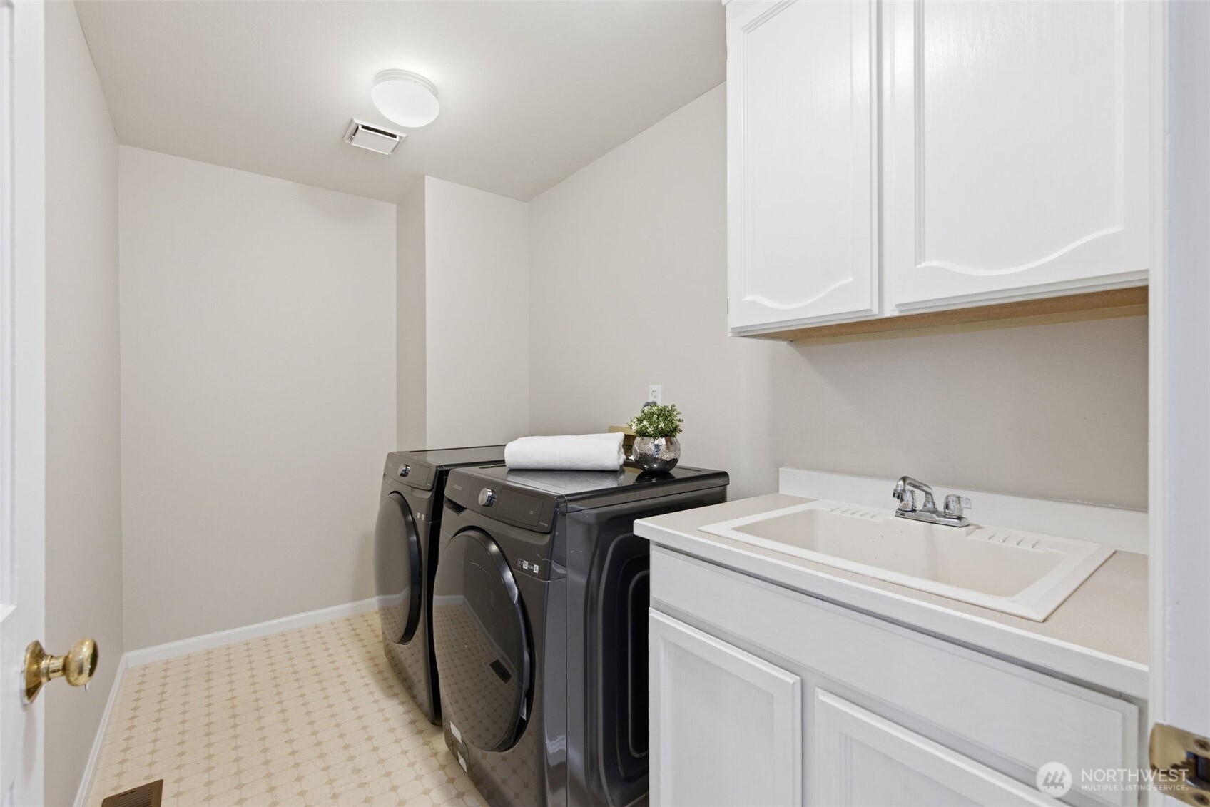 22226 NE 19th Street , Sammamish, WA 98074