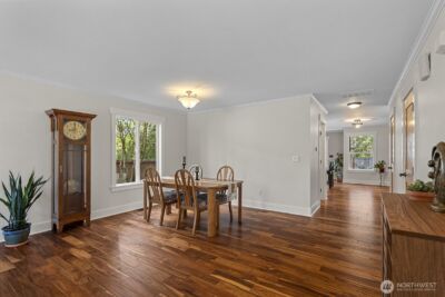 7320 Silent Creek Avenue SE, Snoqualmie, WA 98065 - Photo 3