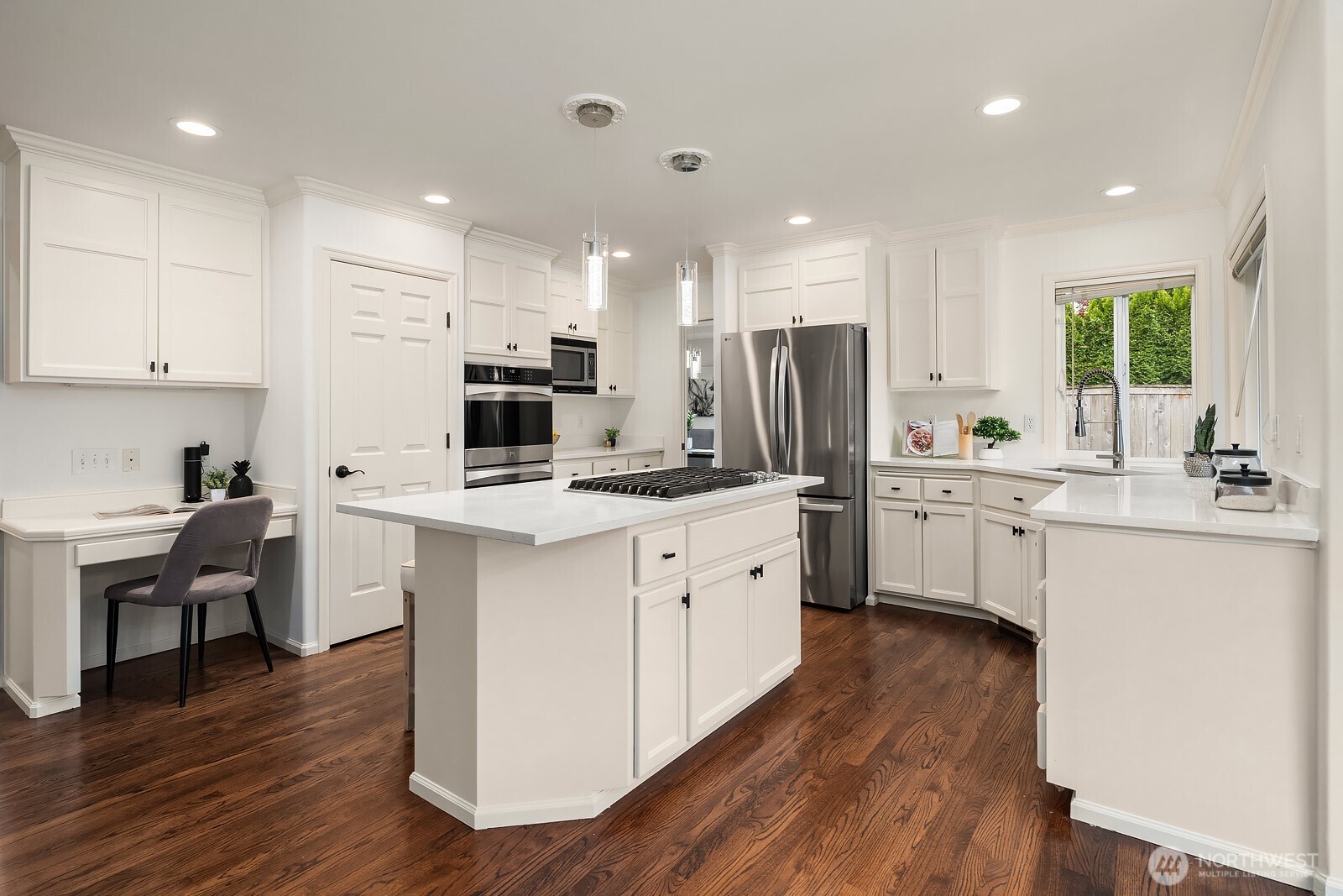 27182 SE 27th Street , Sammamish, WA 98075