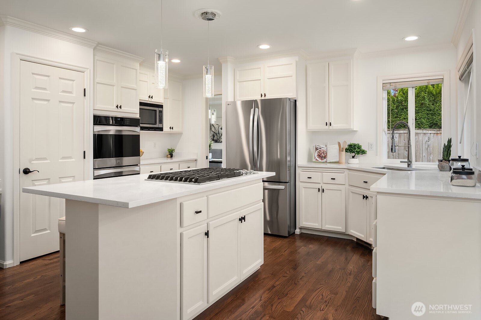 27182 SE 27th Street , Sammamish, WA 98075