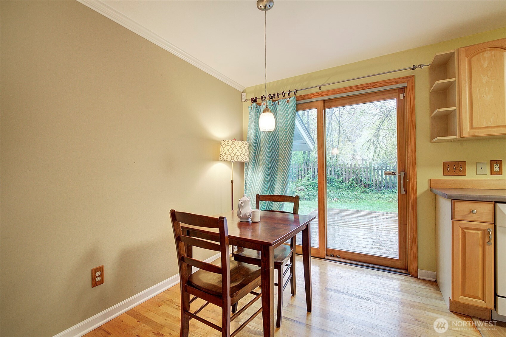 2849 NE 178th Street , Lake Forest Park, WA 98155-4020