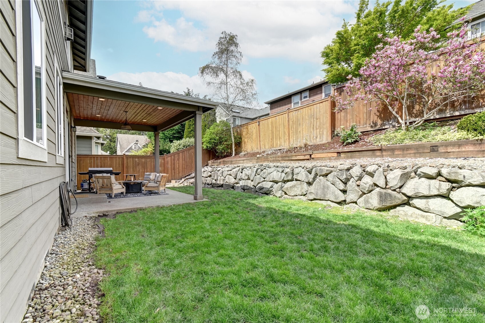 21218 SE 260th Street , Maple Valley, WA 98038