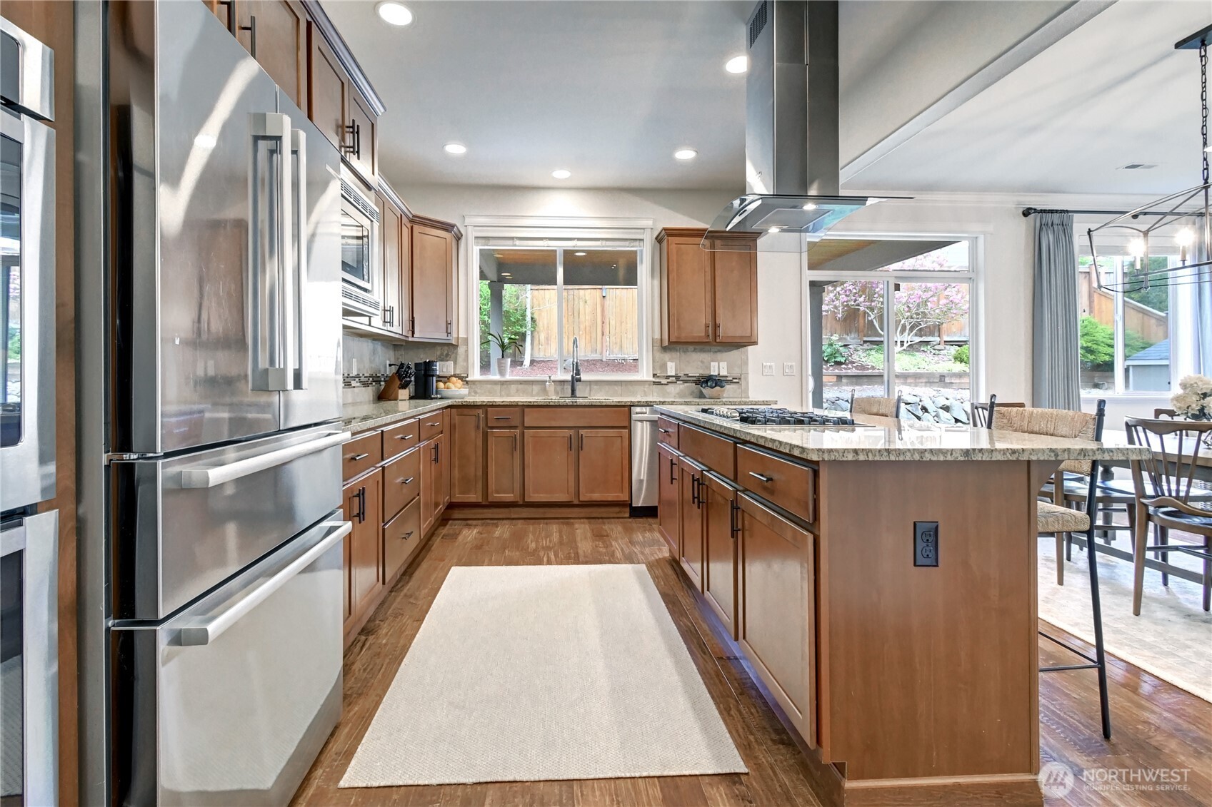 21218 SE 260th Street , Maple Valley, WA 98038