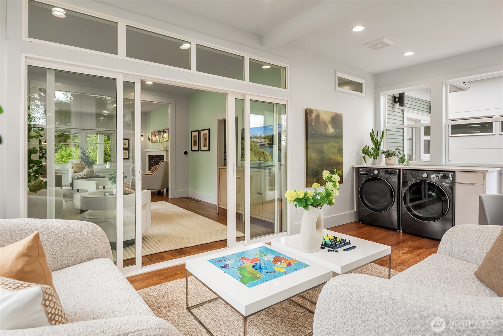 5023 SW Prince Street , Seattle, WA 98116