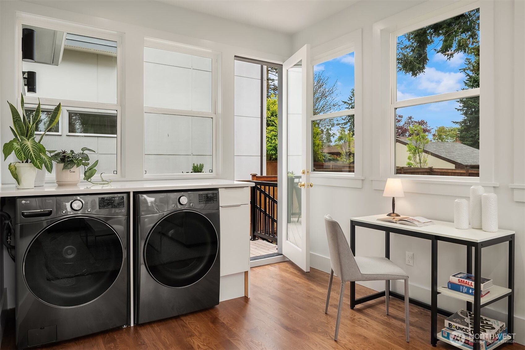 5023 SW Prince Street , Seattle, WA 98116