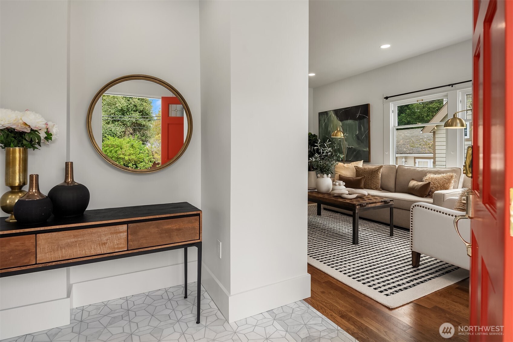 5023 SW Prince Street , Seattle, WA 98116