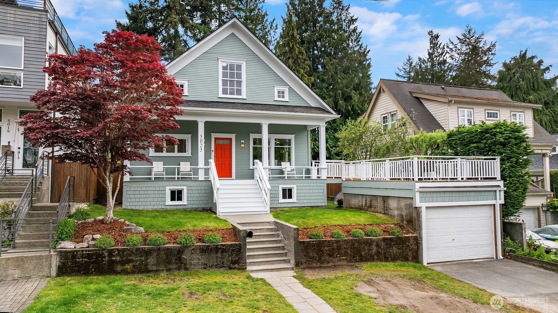5023 SW Prince Street , Seattle, WA 98116