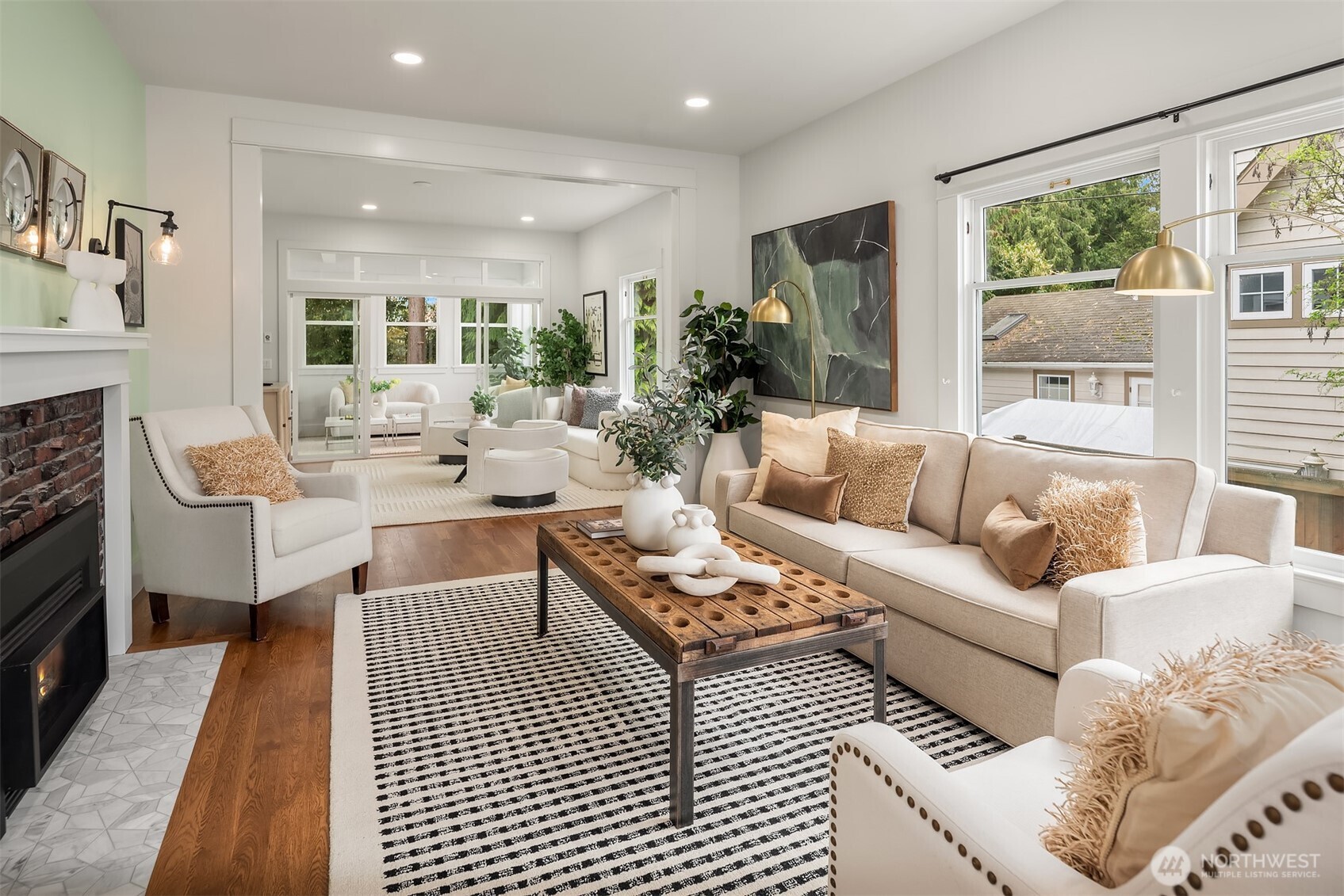 5023 SW Prince Street , Seattle, WA 98116