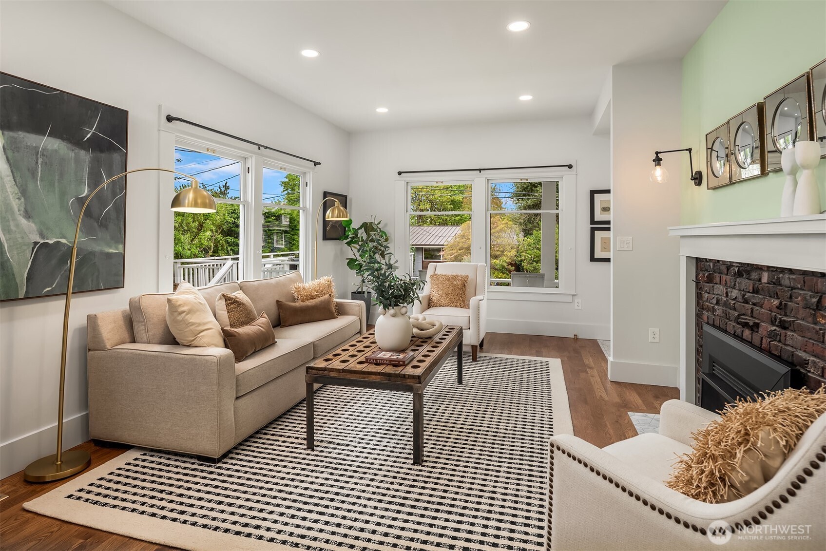 5023 SW Prince Street , Seattle, WA 98116